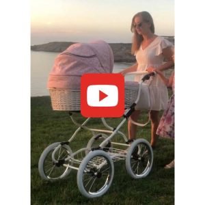 poussette retro en osier scarlett couleur blanc et rose