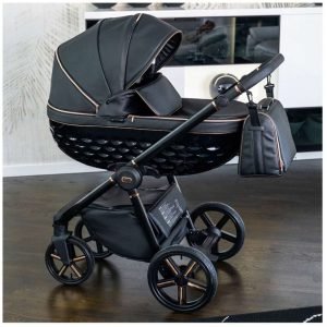 Poussette urbaine trio 3-en-1 avec nacelle 3D – Design exclusif fabriqué en Europe. Finitions haut de gamme pour modularité (poussette, nacelle, cosy) et confort en ville