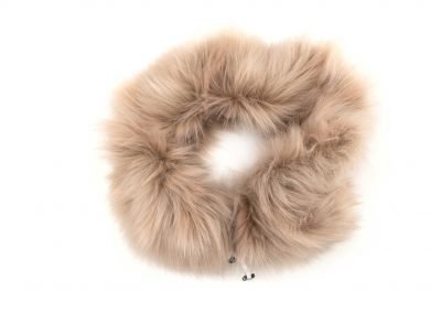 FOURRURE POUSSETTE NACELLE COSY ASSISE
