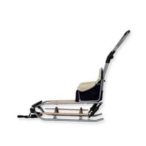 Détail du guidon réglable et des poignées de la luge enfant