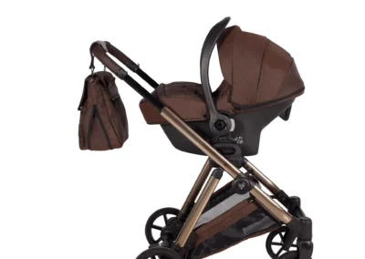 poussette junama ellegante couleur marron cosy cosmo avionaut chassis